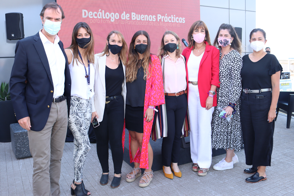 El DCV participa en el lanzamiento del decálogo para fomentar participación femenina en el mundo financiero